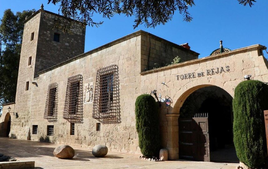 Torre de Rejas, Spain